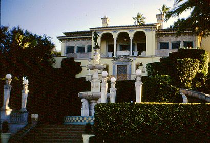 Hearst Castle by Julia Morgan; click to enlarge.