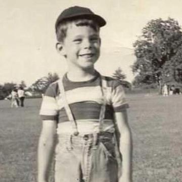 Childhood photo of author Stephen King.