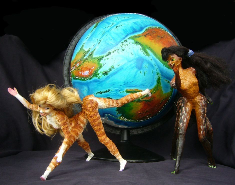 Globe of Kakalea, a model of an Earthlike world full of Australias, with attendant centaurs showing scale. Click to enlarge.