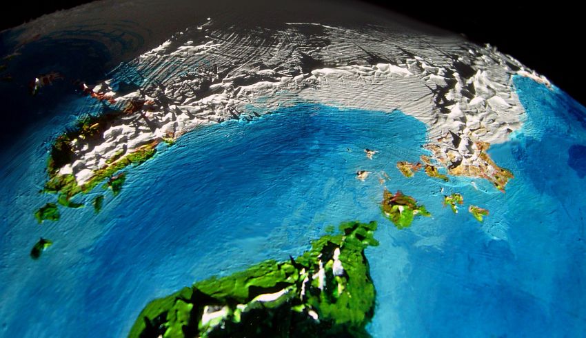 Low orbital photo of the Kogmi and Lidhna Peninsulas of Sia, the antarctic continent on Kakalea, a model of an Earthlike world with a desert problem.
