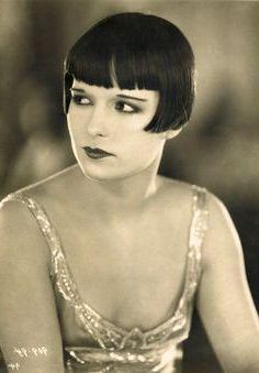 Louise Brooks, B&W photo.