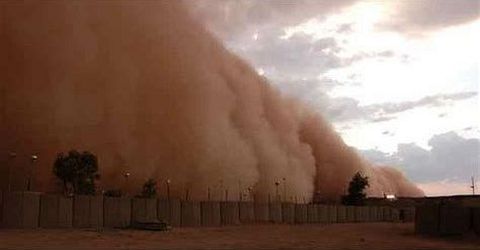 Approaching dust storm, modern Iraq