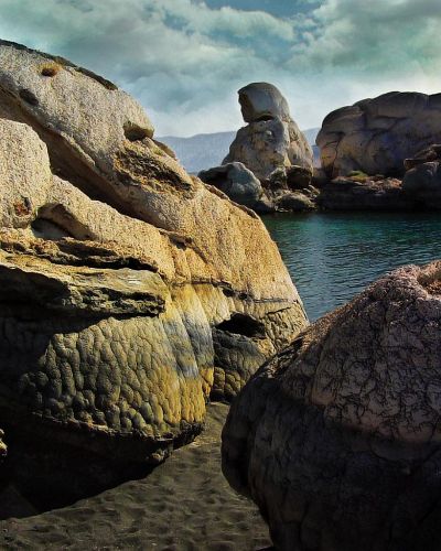 Pyramid Lake: Stone Mother.